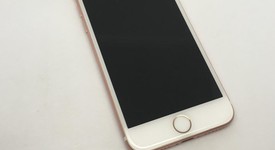 Good
													Apple iPhone 7 - Sprint, Rose Gold, 32 GB, A1660, photo 4 of 12