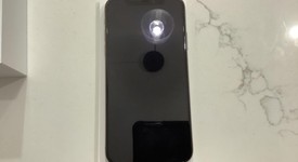 Good
													Apple iPhone Xs - Unlocked, Gold, 64 GB, A1920, photo 3 of 7