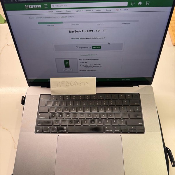 MacBook Pro 2021 - 16 inch - 1 TB, Silver, 16 GB, Apple M1 Pro 10-core