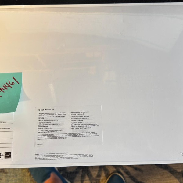 MacBook Pro 2019 - 16 inch - 1 TB, Gray, 16 GB, Intel Core i9