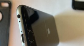 Good
													Apple iPhone 6S - Verizon, Grey, 16 GB, A1688, photo 3 of 11