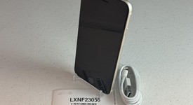 Good
													Apple iPhone SE 3rd Gen 2022 - Unlocked, Starlight, 256 GB, A2595, photo 4 of 16