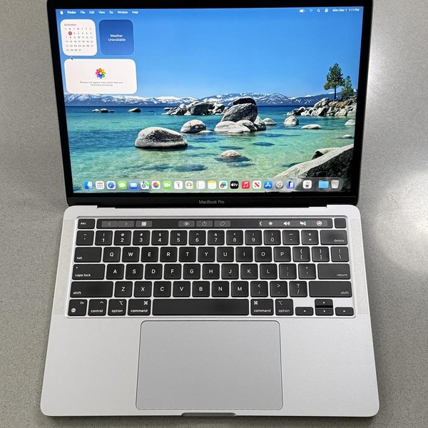 MacBook Pro 2022 - 13 inch - 256 GB, Gray, 8 GB, Apple M2