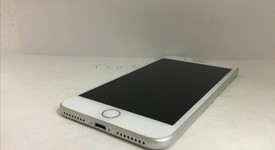 Fair
													Apple iPhone 8 Plus - Unlocked, Silver, 64 GB, A1864, photo 2 of 8