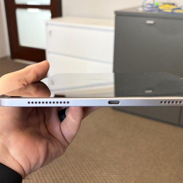 Apple iPad Air 11 inch (M2) 2024 - Wi-Fi, 256 GB, Gray, A2902