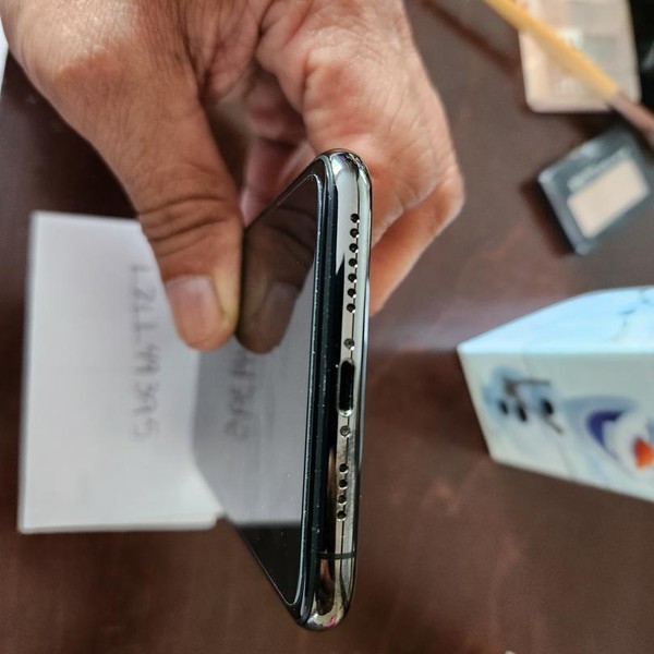 Apple iPhone 11 Pro Max - Unlocked, 64 GB, Gray, A2161