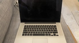 Good
													MacBook Pro 2015 (Retina) - 15" - Silver, 256 GB, 16 GB, photo 4 of 11