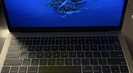 Good
													MacBook Pro 2017 (No Touch Bar) - 13" - Gray, 256 GB, 8 GB, photo 3 of 5