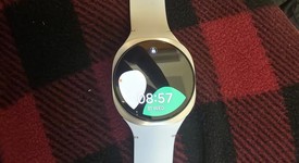 Mint
													Samsung Galaxy Watch8 - Verizon, Silver, SM-L325, 40mm, photo 4 of 13