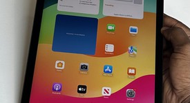 Good
													Apple iPad Air 4th Gen - Unlocked, Gray, 64 GB, A2324, photo 2 of 13