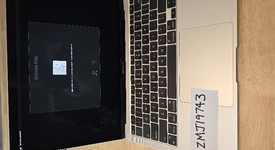 Good
													MacBook Air 2020 - 13" - Apple M1, Silver, 256 GB, 8 GB, photo 1 of 10