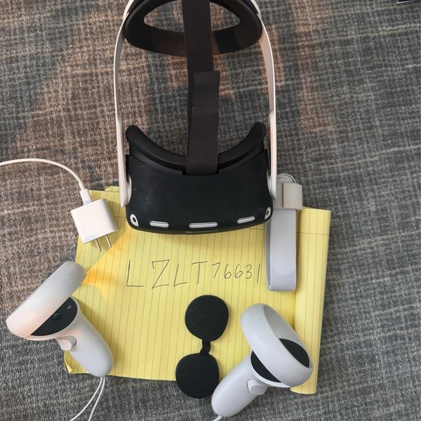 Meta Quest 2 - 64 GB