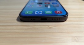 Good
													Apple iPhone 16 - Unlocked, Black, 128 GB, A3081, photo 3 of 11