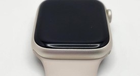 Good
													Apple Watch Series 9 45mm - Unlocked, Starlight, A2984 - Cellular, Aluminum, photo 3 of 8