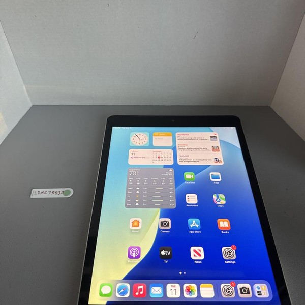 Apple iPad 9th Gen - Wi-Fi, 64 GB, Silver, A2602