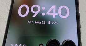 Good
													Motorola Razr Ultra (2025) - Unlocked, PANTONE Mountain Trail, 512 GB, 16 GB, photo 4 of 8