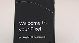 Good
													Google Pixel 8 - Unlocked, Hazel, 128 GB, 8 GB, G9BQD, Sub-6 5G, photo 3 of 3