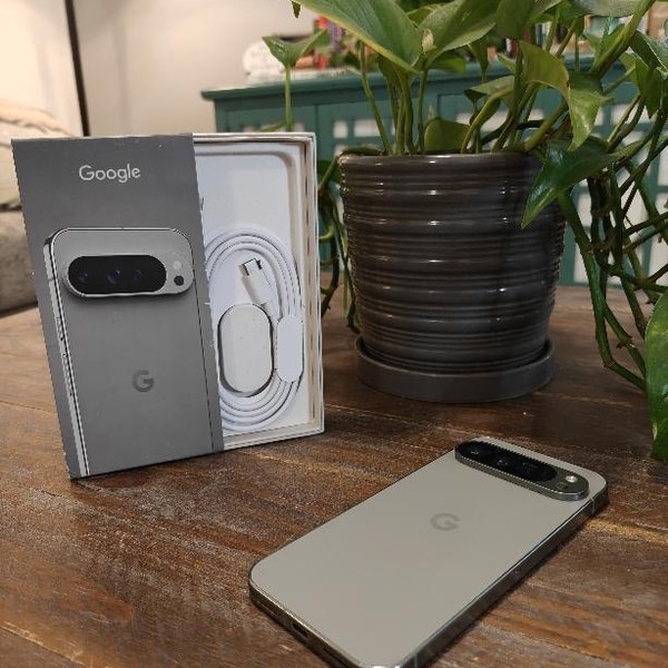 Google Pixel 9 Pro XL - Unlocked, 256 GB, Hazel, 16 GB, GGX8B