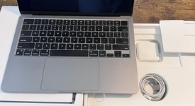 Good
													MacBook Air 2022 - 13" - Apple M2, Gray, 256 GB, 8 GB, photo 1 of 6