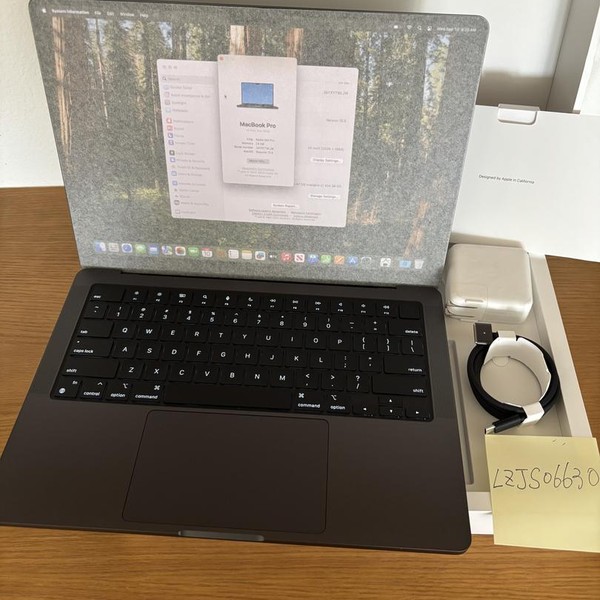 MacBook Pro 2024 - 14 inch - 512 GB, Space Black, 24 GB, Apple M4 Pro 12-core