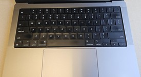 Mint
													MacBook Pro 2021 - 14" - Apple M1 Pro 8-core, Gray, 512 GB, 16 GB, photo 4 of 13
