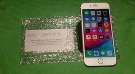Good
													Apple iPhone 6 - AT&T, Gold, 16 GB, A1549, photo 1 of 6