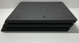 Good
													PlayStation 4 Pro - Black, 1 TB, Standard, photo 5 of 6