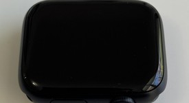 Mint
													Apple Watch SE 2nd Gen 44mm - Midnight, A2723 - GPS, Aluminum, photo 3 of 6