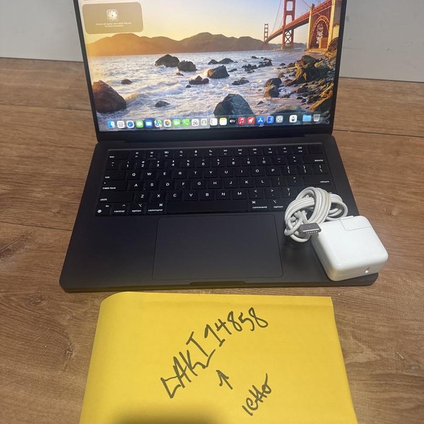 MacBook Pro 2024 - 14 inch - 512 GB, Space Black, 24 GB, Apple M4 Pro 12-core