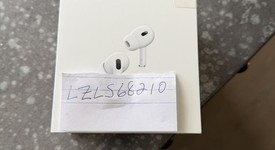 Used
													Apple AirPods Pro 2 - Lightning, photo 5 of 7