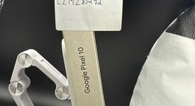 New
													Google Pixel 10 - Unlocked, Lemongrass, 128 GB, GLBW0, photo 4 of 4