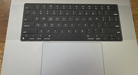 Mint
													MacBook Pro 2021 - 16" - Apple M1 Max, Gray, 1 TB, 64 GB, photo 4 of 12