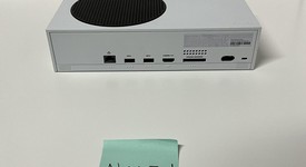 Mint
													Xbox Series S (2020) - White, 512 GB, photo 3 of 4