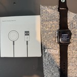 Good Apple Watch Series 5 40mm - Unlocked, Gray, A2094 Cellular, Aluminum