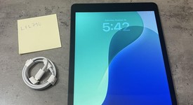 Mint
													Apple iPad 9th Gen - Wi-Fi, Gray, 64 GB, A2602, photo 1 of 9