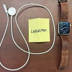 Good Apple Watch SE (2nd Gen) 44mm - Starlight, A2723 - GPS, Aluminum
