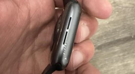 Fair
													Apple Watch SE 1st Gen 44mm - Gray, A2352 - GPS, Aluminum, photo 3 of 10