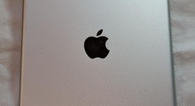 Good
													Apple iPad 5th Gen - Unlocked, Silver, 128 GB, A1823, photo 3 of 3