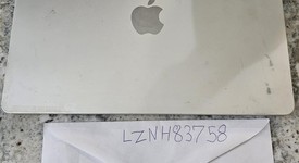 Good
													MacBook Air 2024 (M3) - 13" - Apple M3, Silver, 256 GB, 16 GB, 8-core GPU, photo 1 of 6