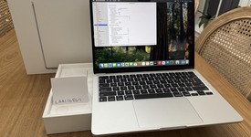 Mint
													MacBook Air 2025 (M4) - 13" - Apple M4, Silver, 256 GB, 16 GB, photo 3 of 43