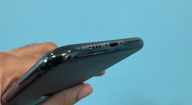 Good
													Apple iPhone 11 Pro Max - Unlocked, Gold, 64 GB, A2161, photo 4 of 7