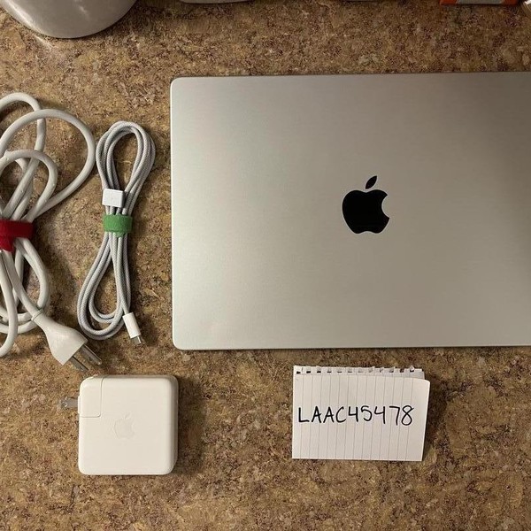 MacBook Pro 2021 - 14 inch - Apple M1 Pro 8-core, Gray, 512 GB, 16 GB