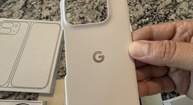 Good
													Google Pixel 9 Pro Fold - Unlocked, Porcelain, 512 GB, GGH2X, photo 3 of 12