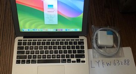 Fair
													MacBook Air 2015 - 11" - Silver, 128 GB, 4 GB, photo 1 of 12