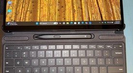 Mint
													Microsoft Surface Pro 9 - Wi-Fi, I5, Graphite, 256 GB, 8 GB, Wi-Fi, photo 1 of 5