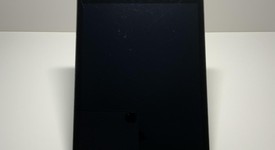 Fair
													Apple iPad 9th Gen - Unlocked, Gray, 64 GB, A2603, photo 3 of 8