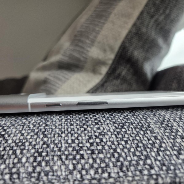 Google Pixel 7 - Unlocked, 128 GB, Snow, 8 GB, GVU6C, Sub-6 5G