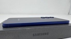 Mint
													Samsung Galaxy S25 Plus - Unlocked, Navy Blue, 512 GB, 12 GB, SM-S936U1, photo 3 of 6