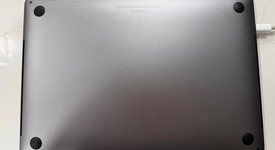 Good
													MacBook Pro 2020 - 13" - I5, Gray, 1 TB, 16 GB, photo 5 of 8