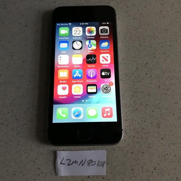 Apple iPhone SE 1st Gen 2016 - TracFone, Grey, 32 GB, A1662